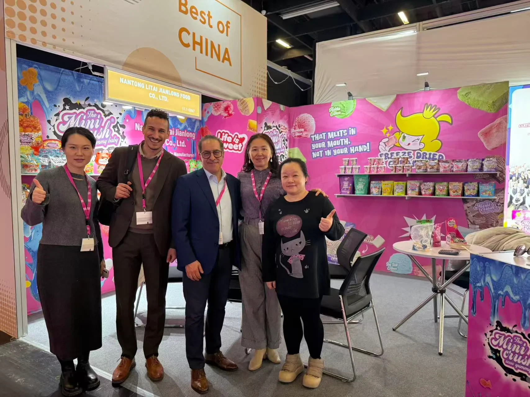 Xabkaha dhanaanku waxa ay arkayaan caan baxaysa, dhadhankooda kicinayana waxa...